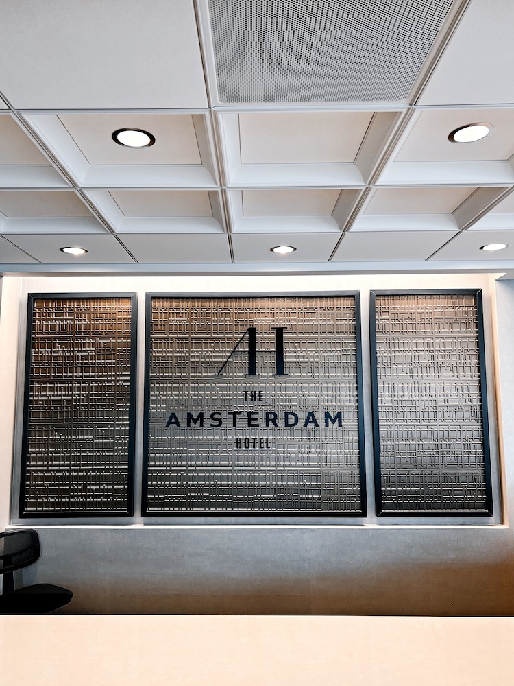 Royal Amsterdam Hotel
