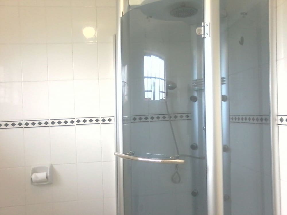Sharon Avenue Guesthouse