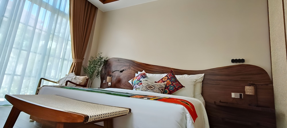 Hayha Villa - Tropical Garden Khem Beach