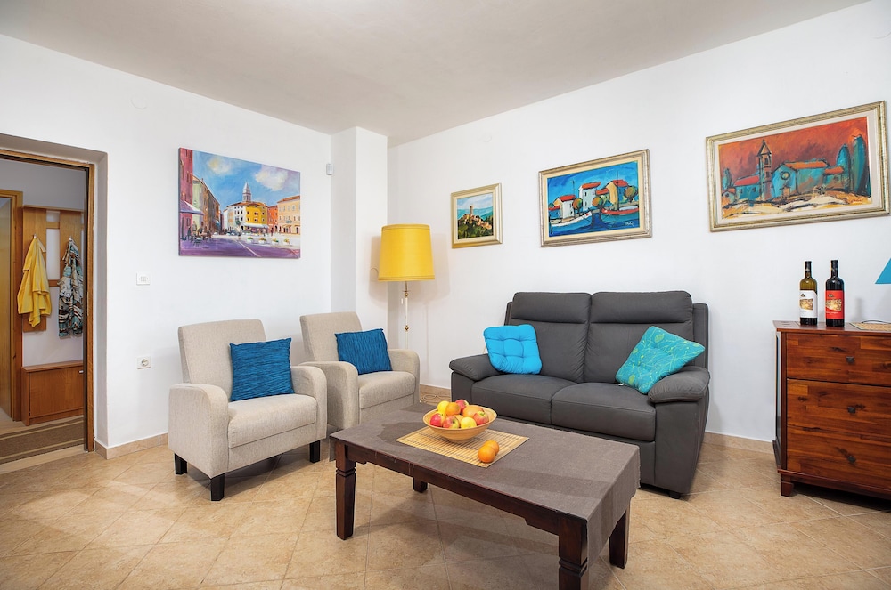 Apartments Amalia