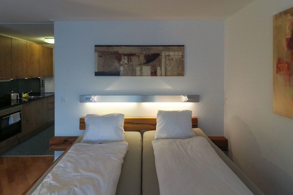 Apartments Cresta