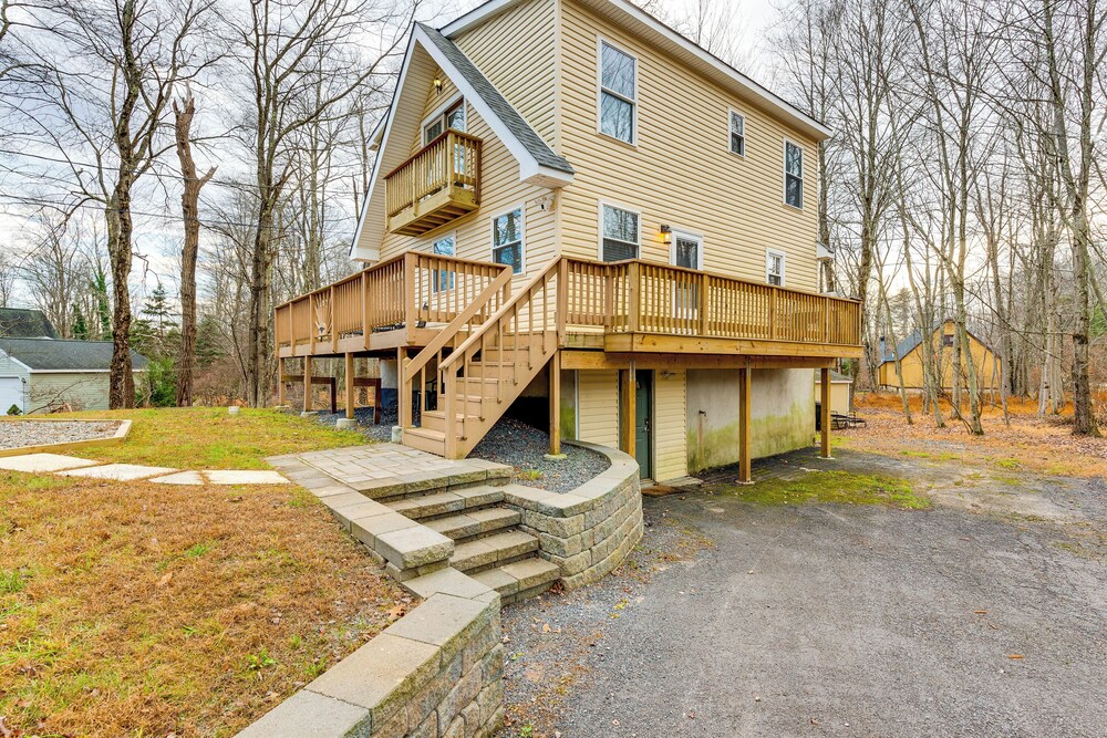 Arrowhead Lake Access & Fire Pit: Serene Cottage