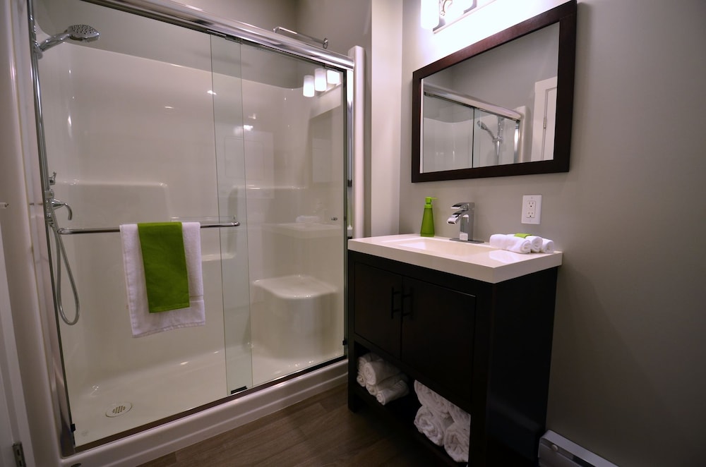 First Avenue Executive Suites