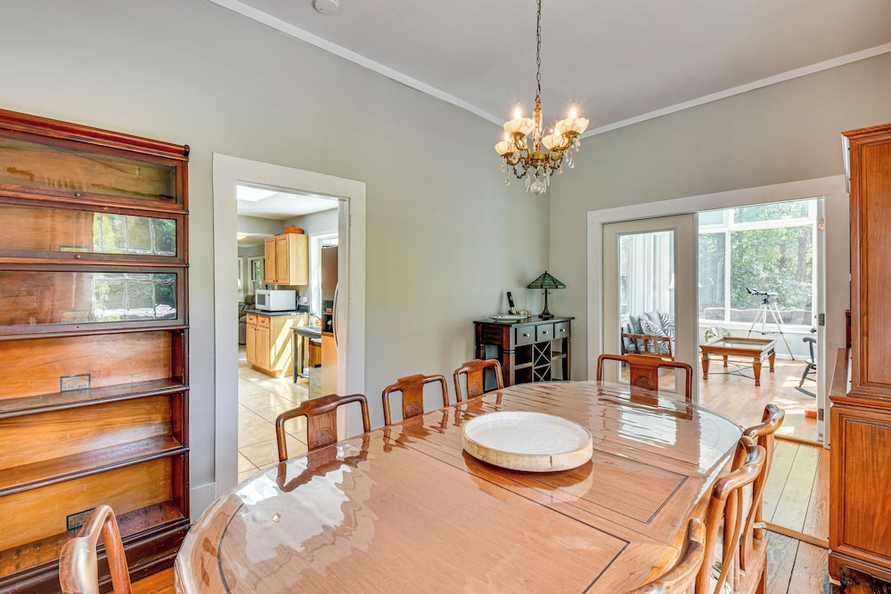 30 Acres & Pond: North Georgia Mtn Farmhouse