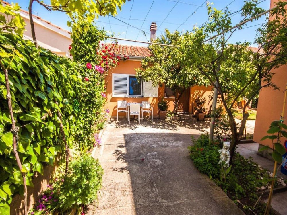 Apartments Amalia - Two Bedroom Apartment With Roofed Terrace view 2
