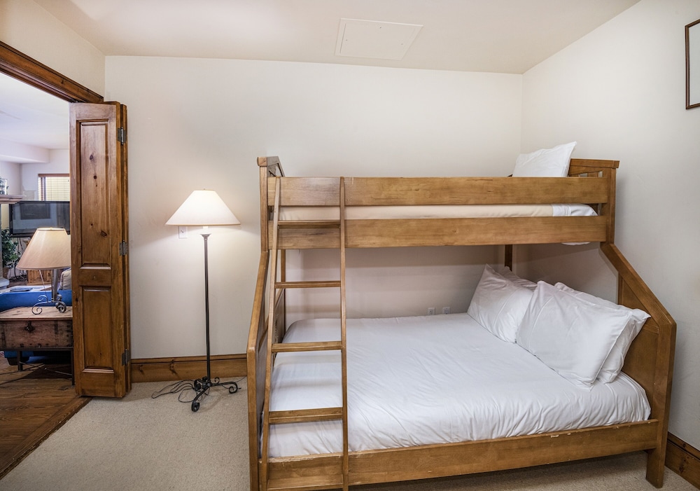 Beaver Creek Resort CO - Townsend Place Vacation Rentals