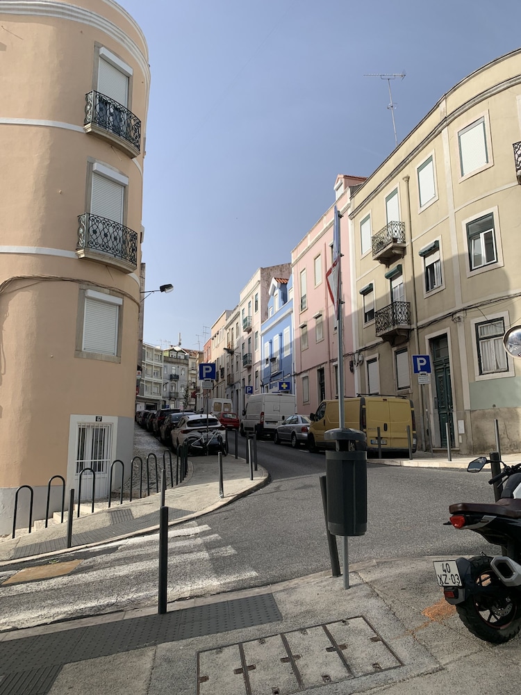 Downtown Lisbon Arroios Flat 3