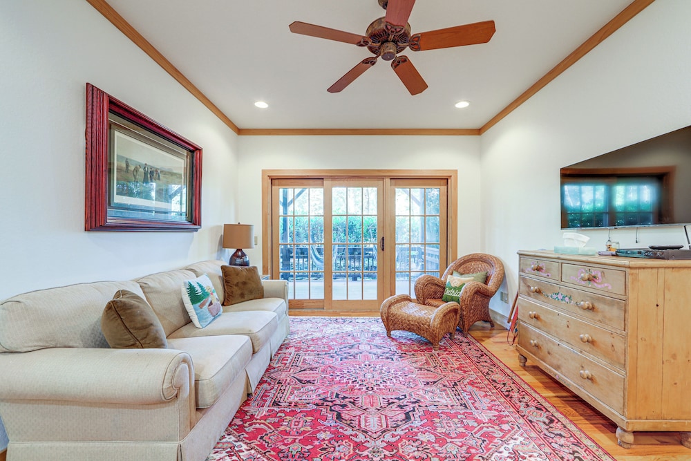 Golf, Hike & Trout Fish: Mtn-view Cashiers Retreat