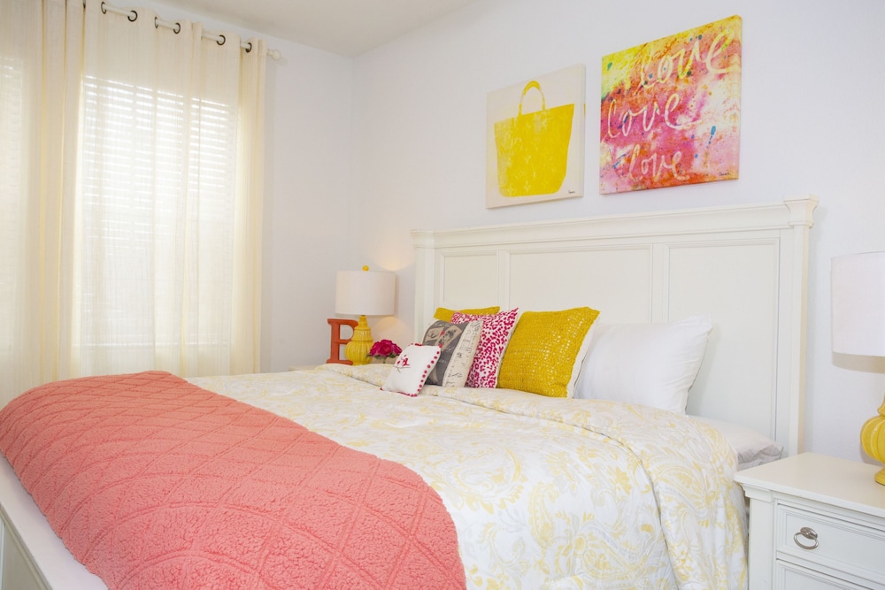 6 Bedroom Home at Champions Gate - Image 5