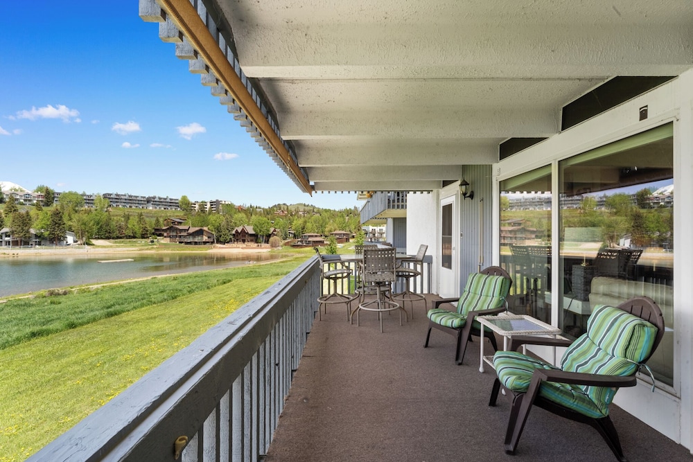 Anchorage West Condos Building 10, Unit #105