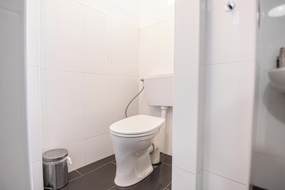 Cozy 4BR Apt Garden Close to Danube