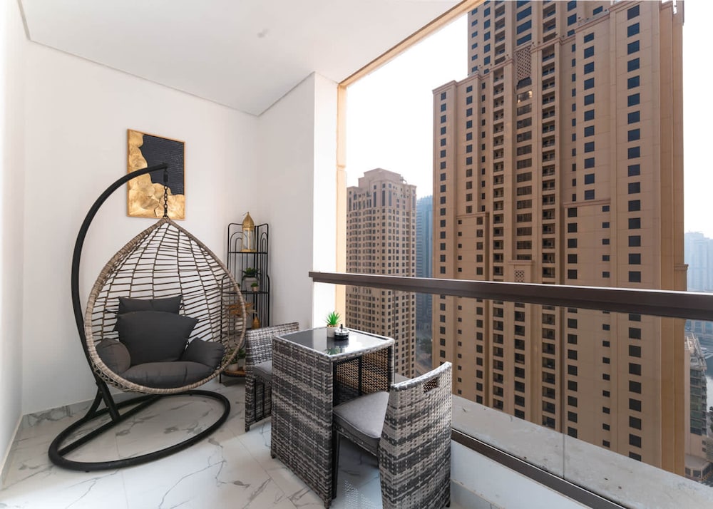 Bahar 2 s Stylish 2 Bedroom That Sleeps 4