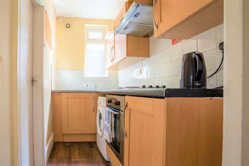 Travellers Economic Retreat in Orrell Park