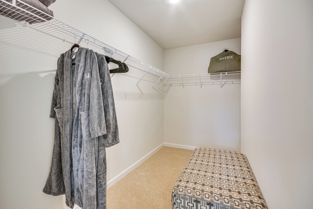 Modern Townhome w/ Private Yard in Kernersville!