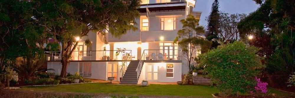 Hotel The Grange Guest House - Image 1