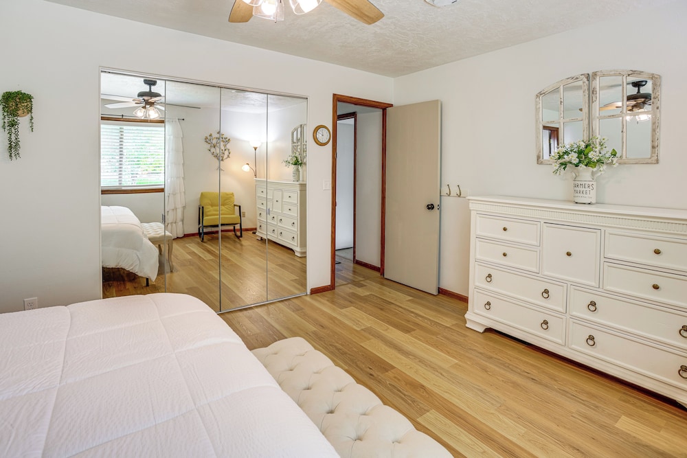 Spacious Rock Springs Stay Near Shops & Dining!