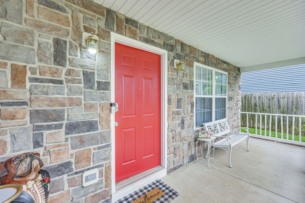 2 Blocks to Potomac River: Gem in Colonial Beach!
