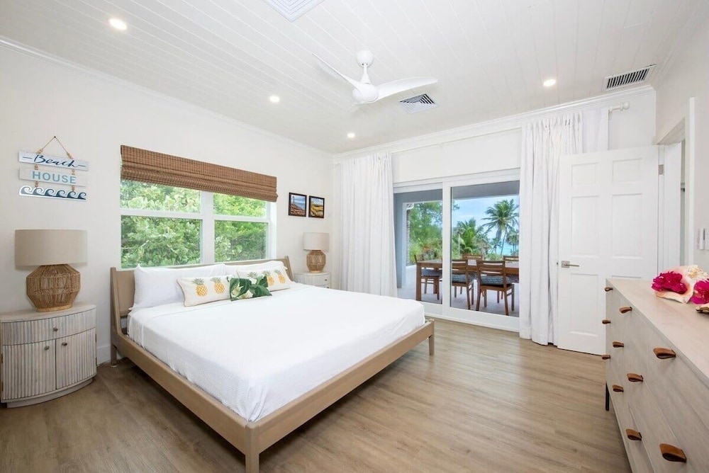 Wish House - Private Beach House Double Bay Beach 3 Bedroom Home