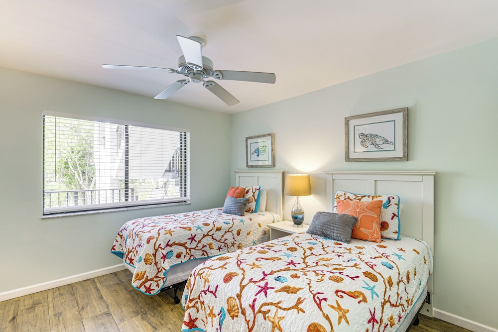 2 Mi to Sombrero Beach: Condo w/ Pool & Hot Tub