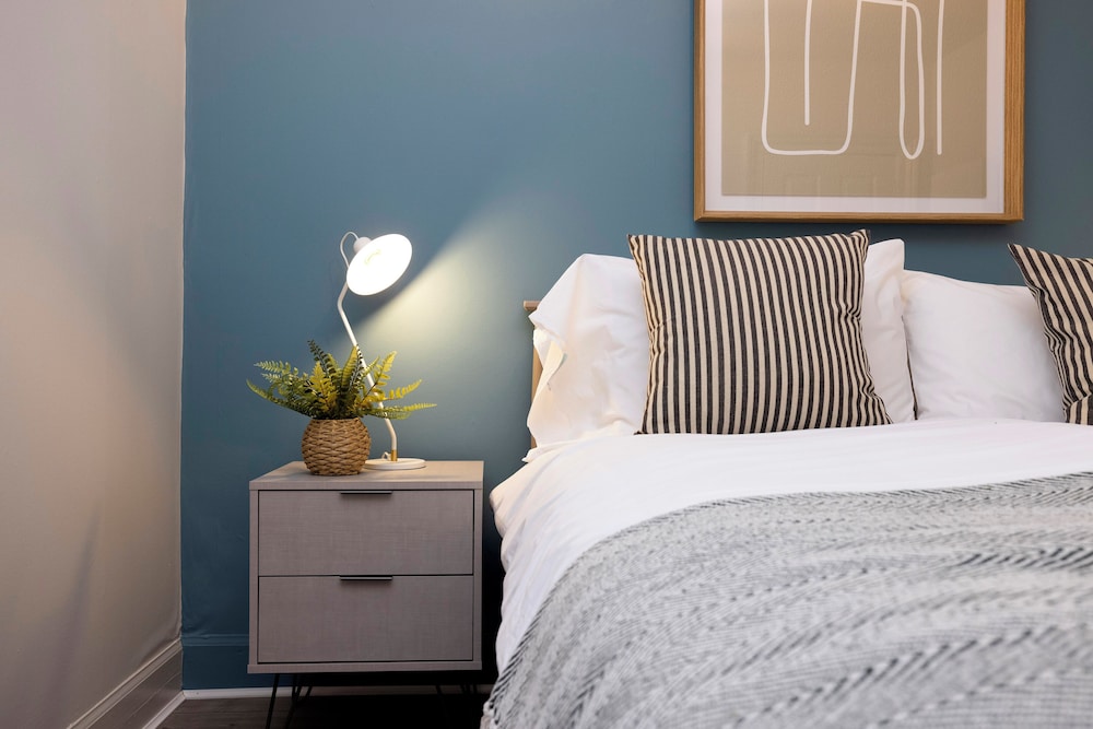 Stylish 1-bed flat in New Town