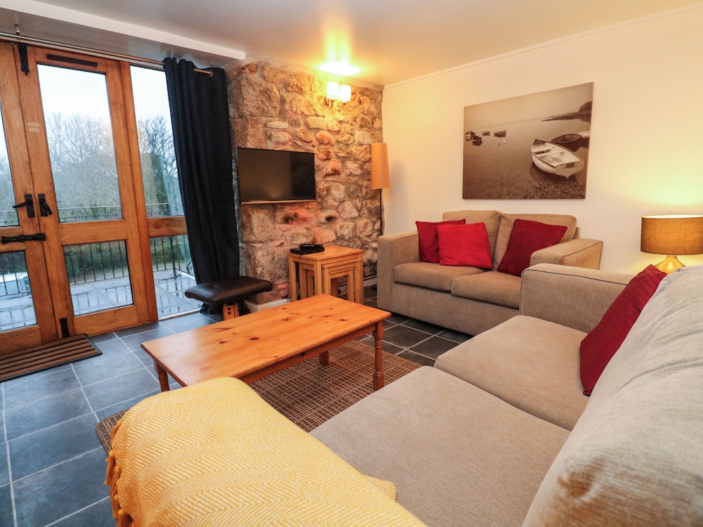 Valley Cottage