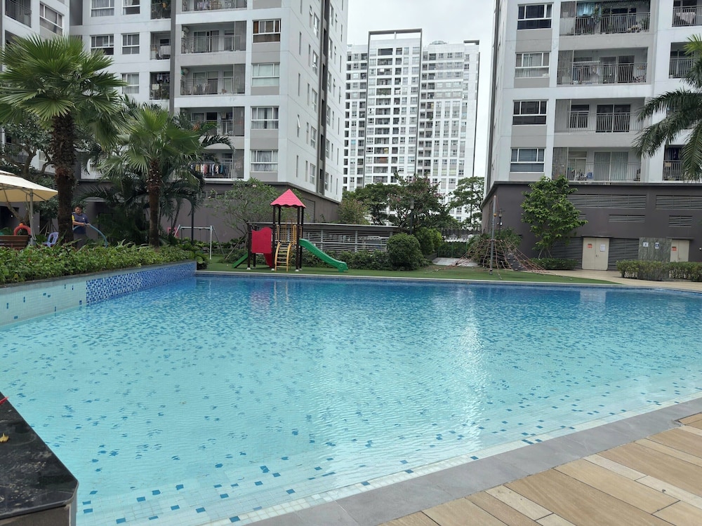 Lang Retreat Apartment Resort Pool Gym