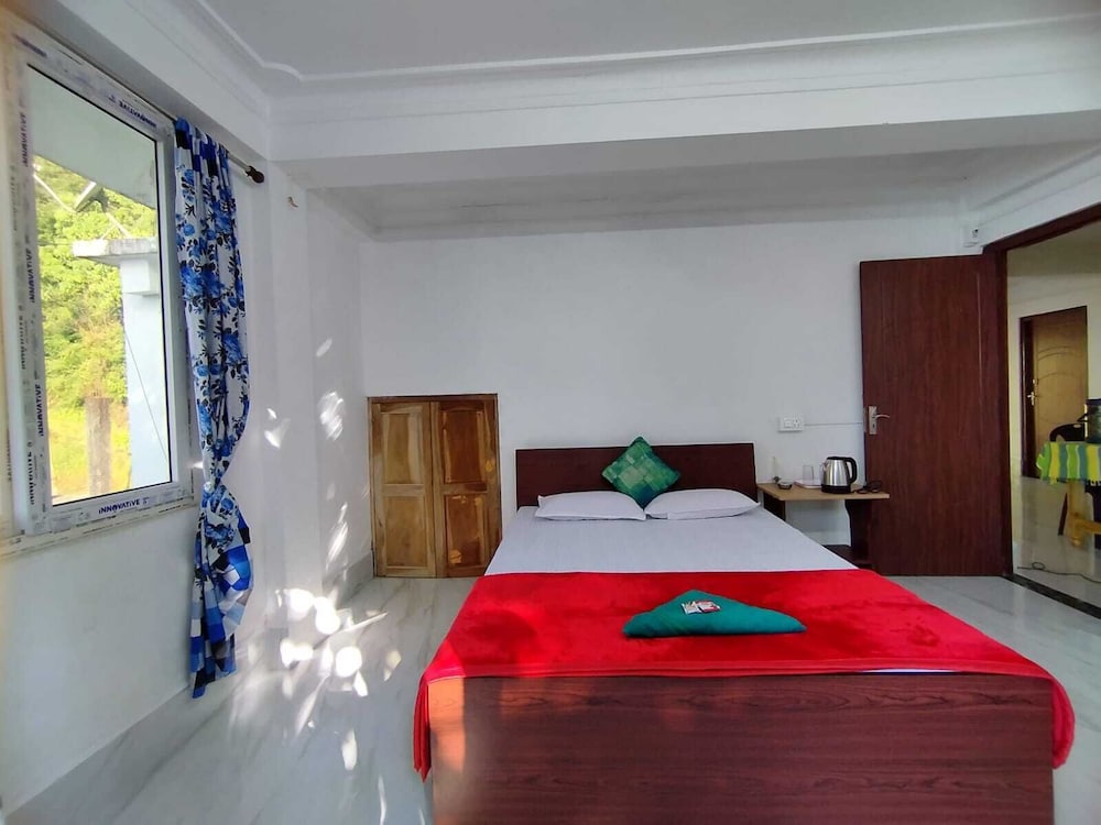 Marmen Homestay Delo Hills