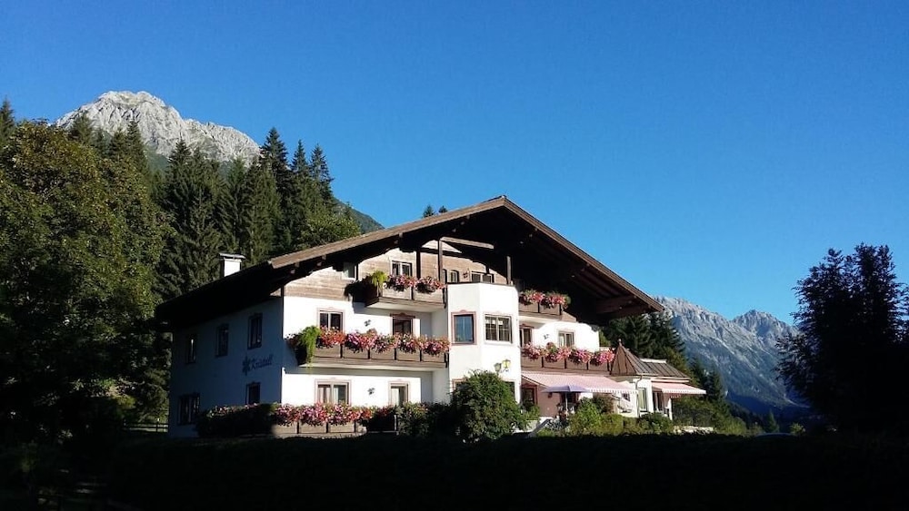 Hotel Kristall