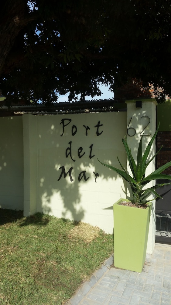 Port Del Mar Luxury Guesthouse