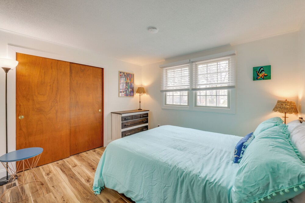 2 Mi to Beach: Wellfleet Home w/ Bike Trail Access