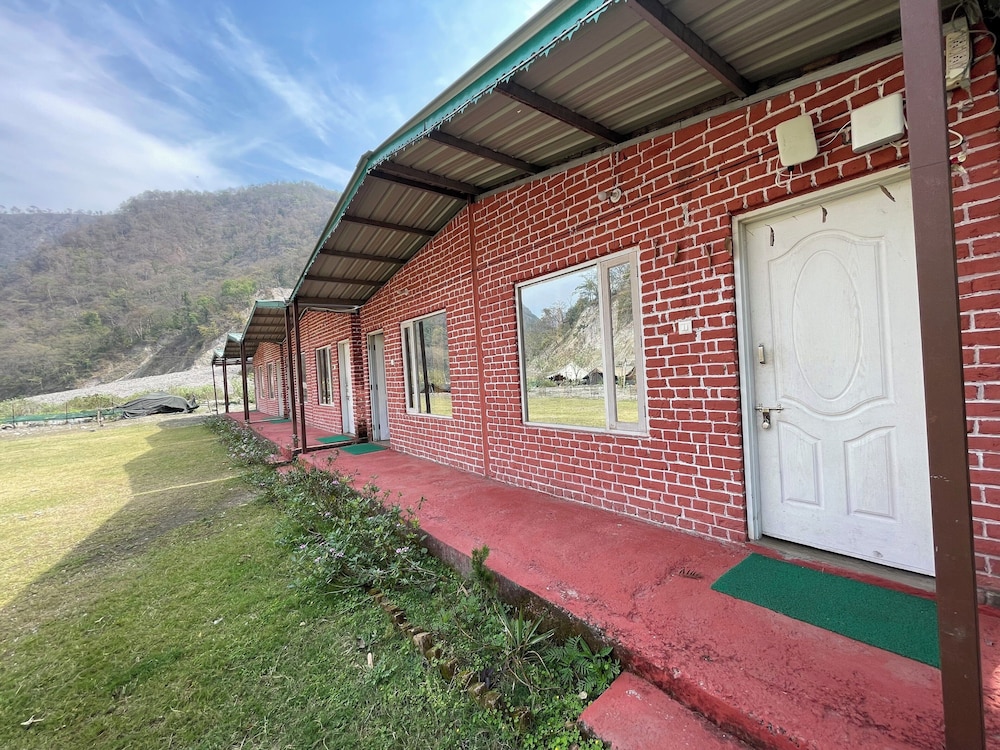 River Camp Cottages Rishikesh