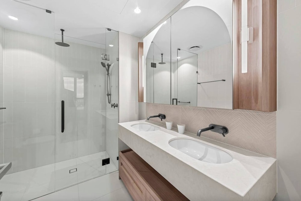 The Star Residence 2BR by Samah