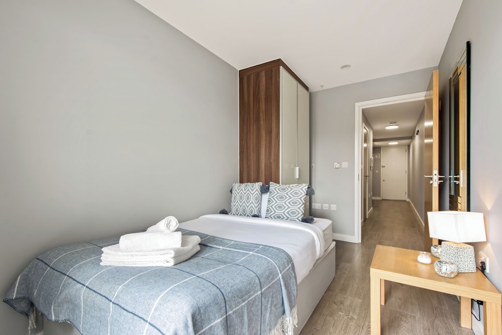 Chic and Modern Flats in Hoxton, Shoreditch