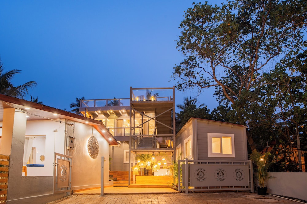 ELIVAAS House of Neptune 1 BHK Boutique
