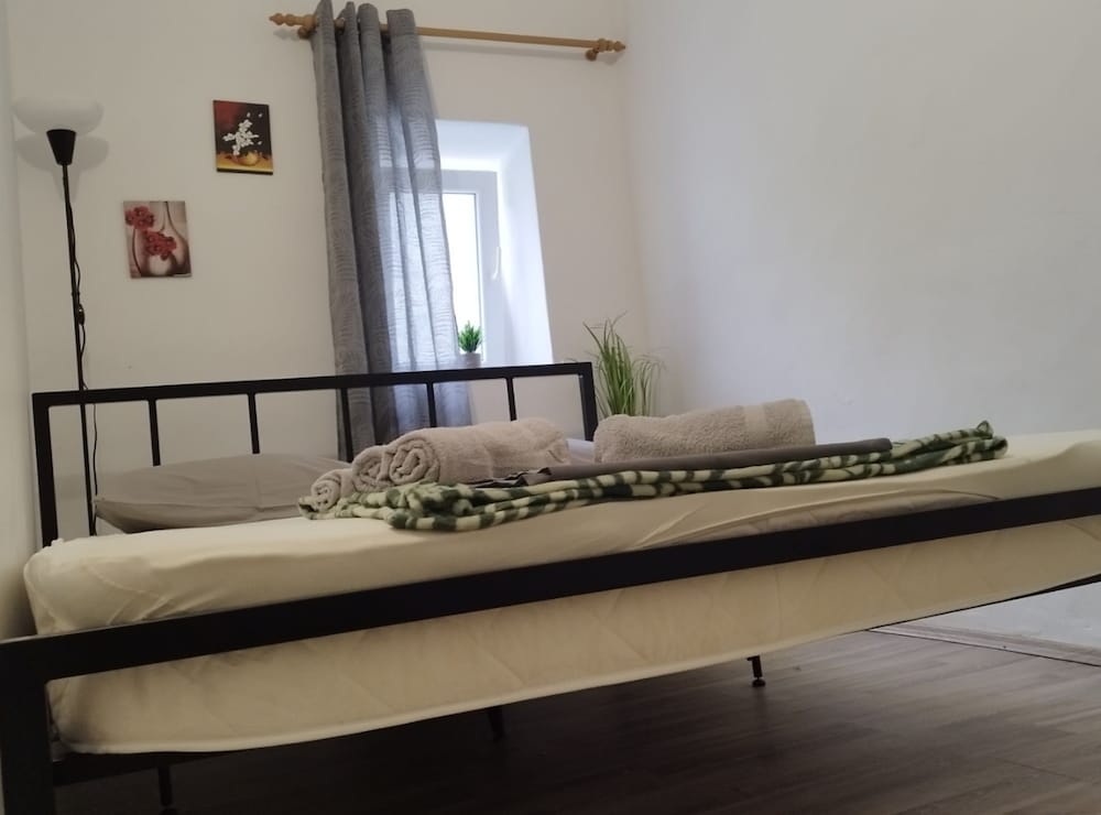 Apartment Leo Povile