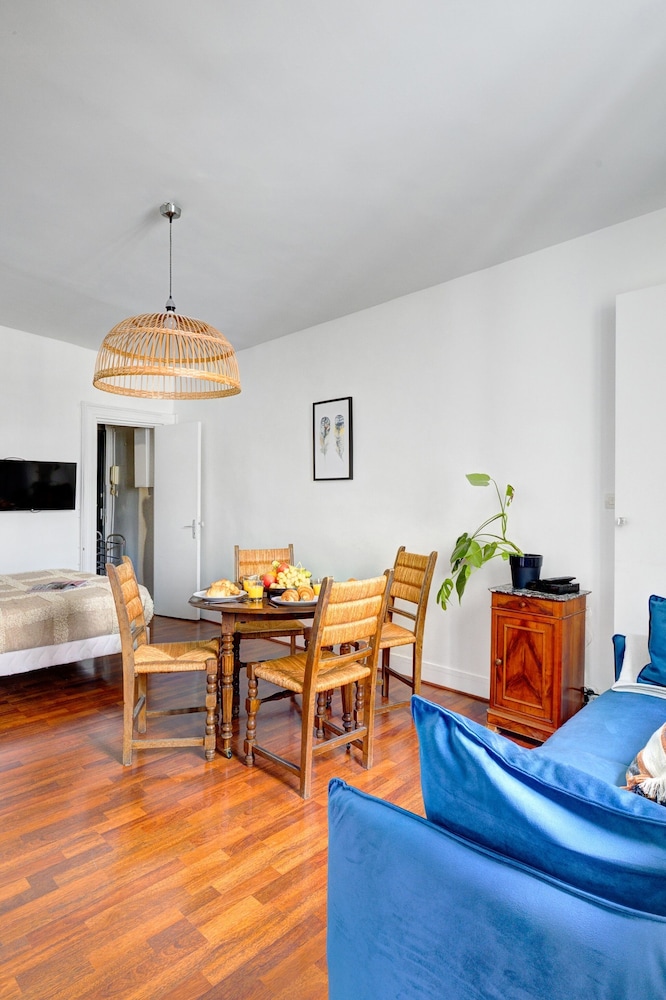 Stylish 1BR in Le Marais District