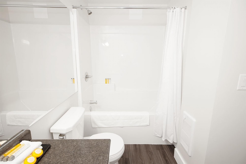 One Bedroom Suite With Patio Laundry and Parking view 5