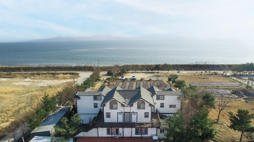 Ganghwa Western Beach Pension