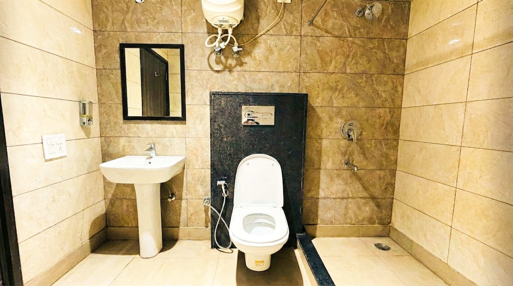 The HomeAste Residence Rajouri Garden