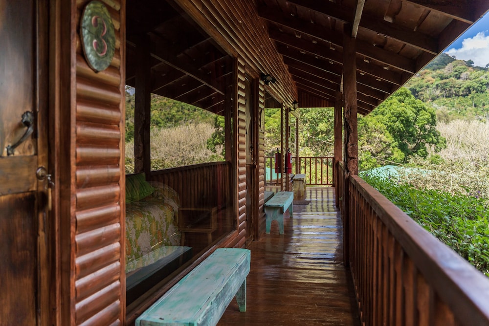 Cedrela Ecolodge