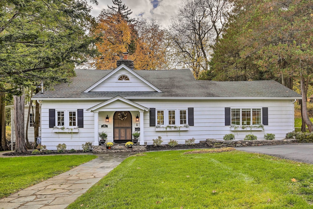 Historic Cornwall-on-hudson Cottage w/ Deck! - Property Image 20