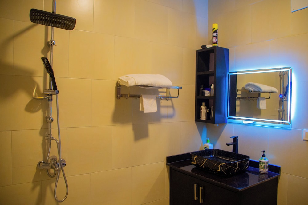 Rond Point Gorilla Boutique & Apartments
