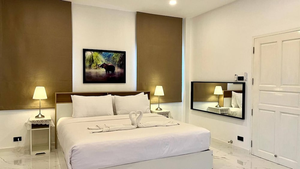 Khaolak Pool Villa With 3 Bedrooms