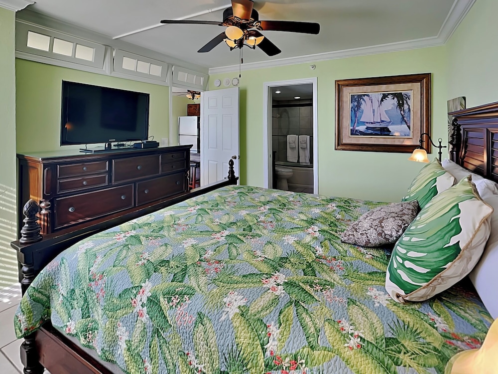 Estero Beach & Tennis 805A by Distinctive Beach Rentals