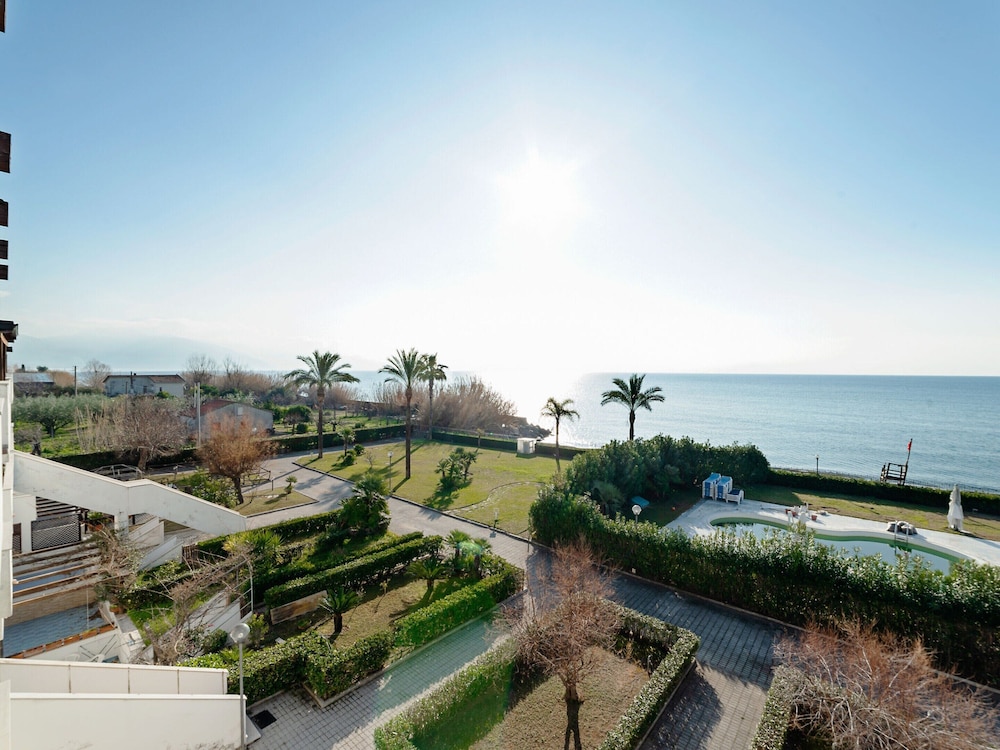 Belvilla by OYO Apartment in Policastro Bussentino photo 5