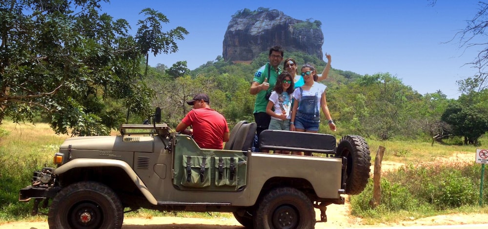 Funk Bunks - Sigiriya