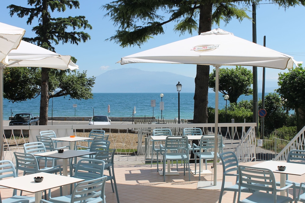 Lake Garda Beach Hostel