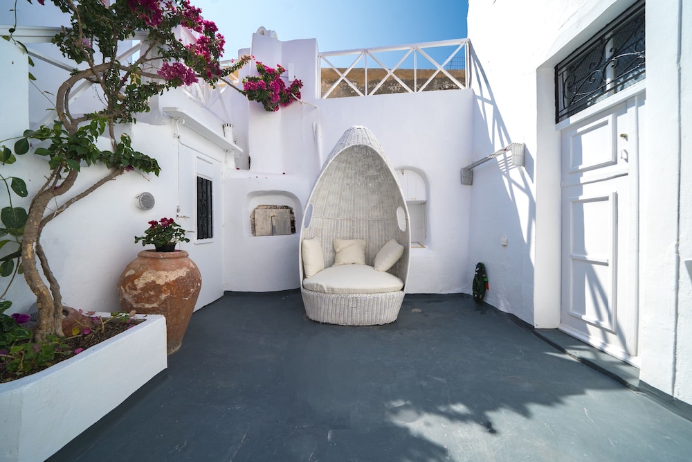 Santorini Paradise