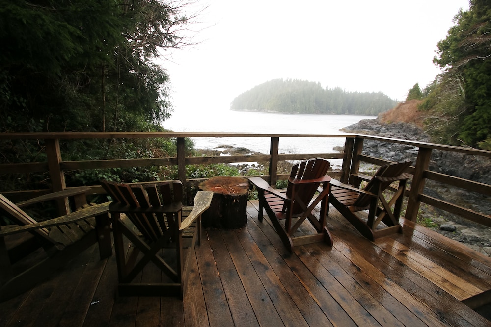 Tofino Vacations - Duffin Cove Oceanfront Lodging - Property Image 8