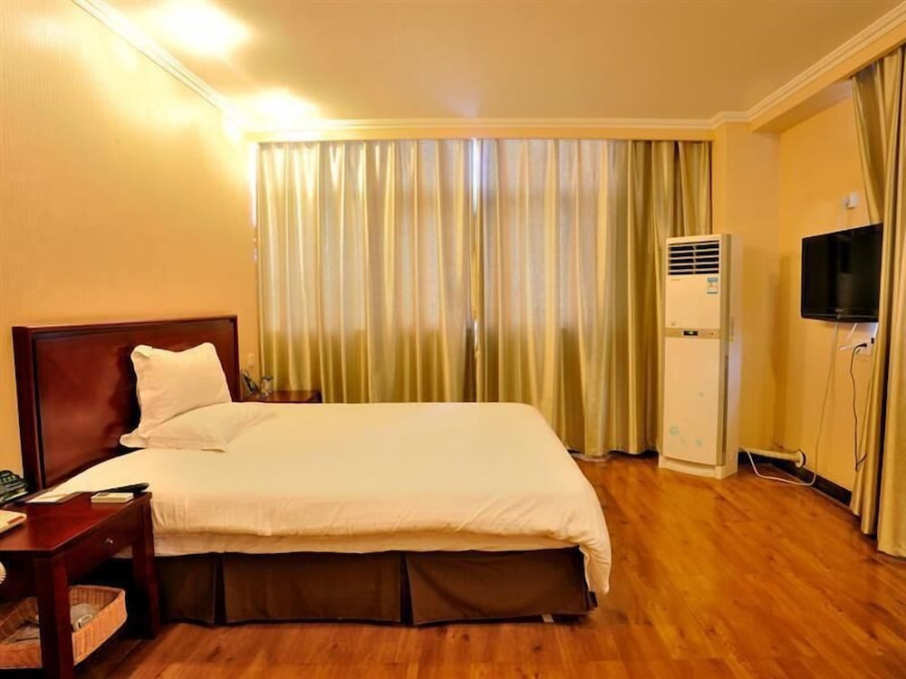 GreenTree Inn Changzhou Dinosaur City Qingyang North Road Business Hotel